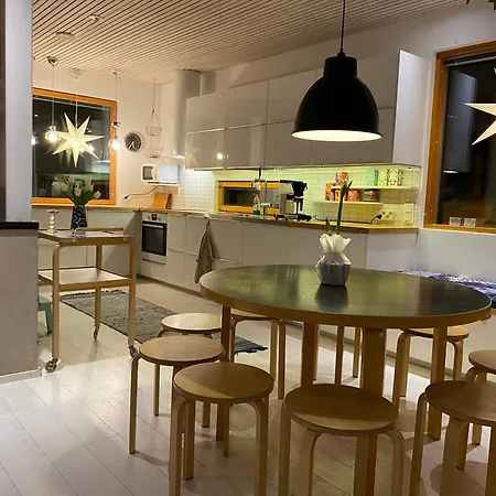 Large And Beautiful House Vakantiehuis *